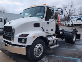 2024 MACK MD7 RS074497